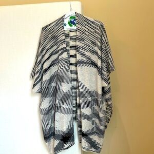 White + Warren 100% Cashmere Wrap